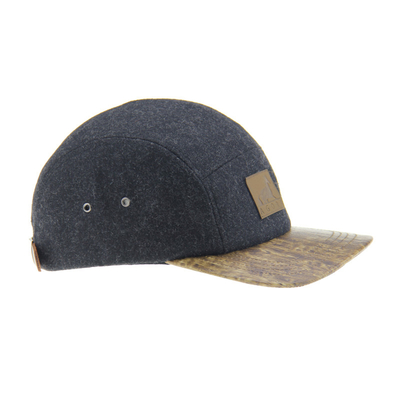 Bamboo PU Wool Camping Baseball Cap 5 Panel Snapback Hat Dengan Logo Kulit Diukir