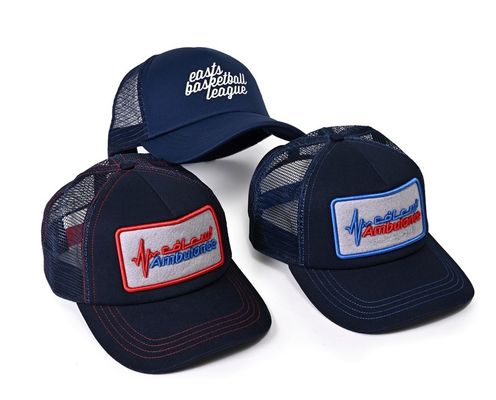 100% Polyester Mesh Trucker Caps Dengan Velcro Patch Curved Brim